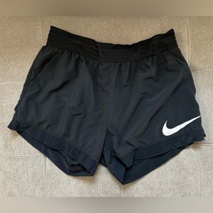 Nike Dri-Fit Womens Core Flex Shorts-Medium